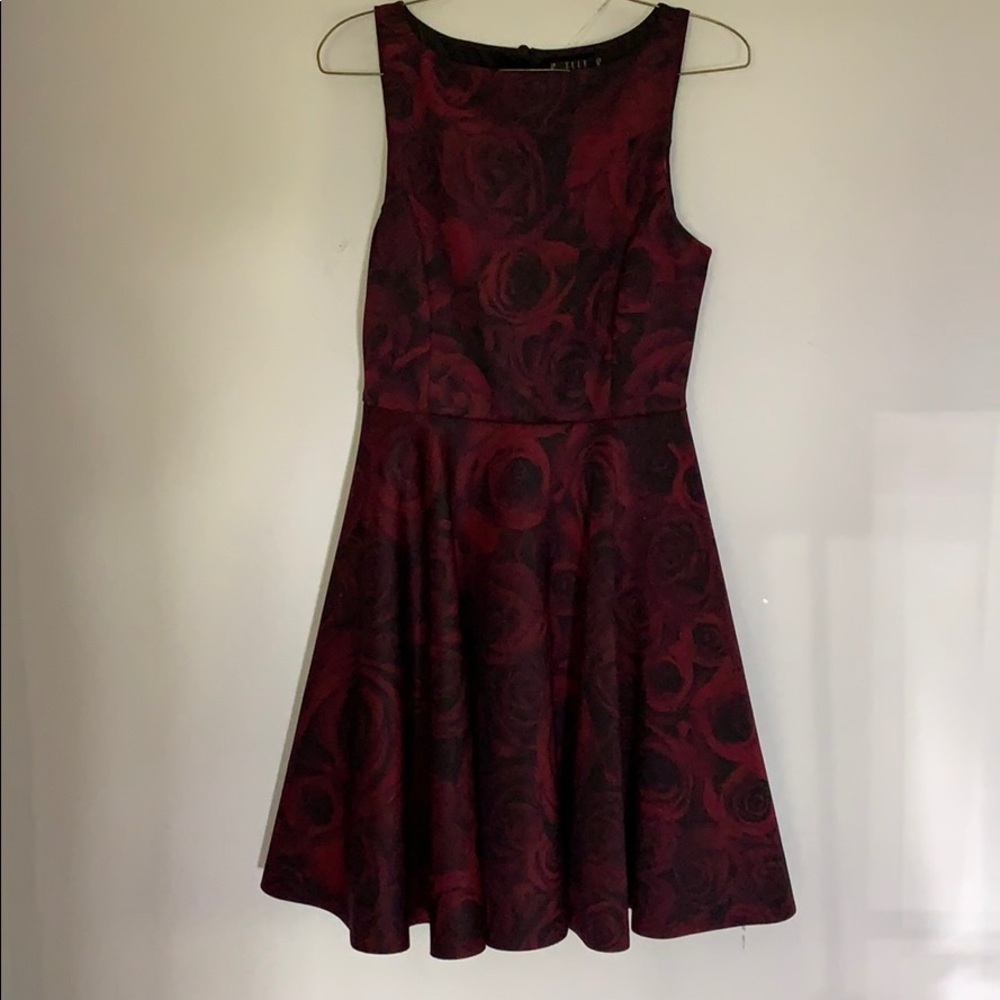 RW&CO - Dress - dark red roses